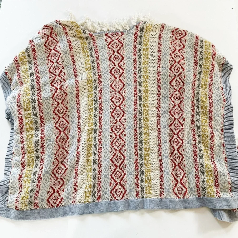 Cabi Womens XS Small Siesta Fringe Boho Poncho Cardigan Sweater 5001
